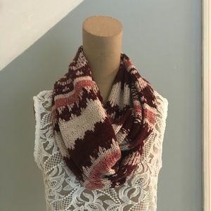 American Eagle Infinity Knit Scarf